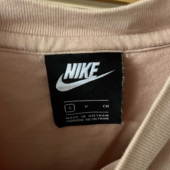 Too - Picture 3 of 3